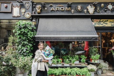 パリの花屋さん『Arôm Paris』でブーケを束ねてもらいました